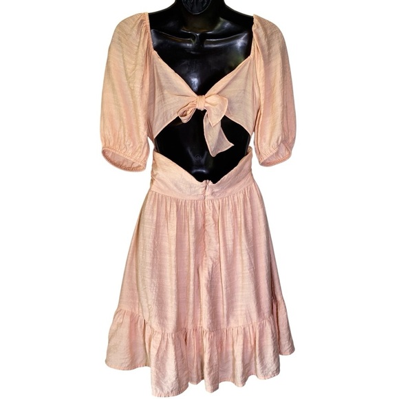 Altar'd State Women Small Peach Mini Dress Puff Sleeves Open cutout back ruffle - Picture 6 of 10